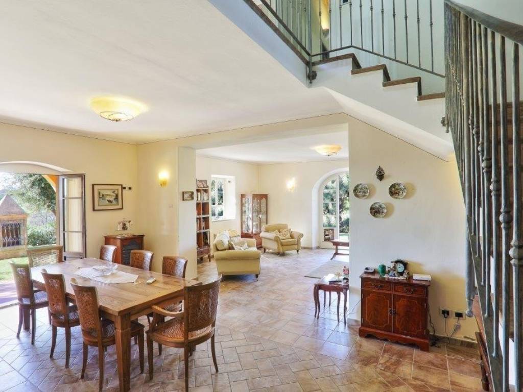 casa indipendente in vendita a Campiglia Marittima