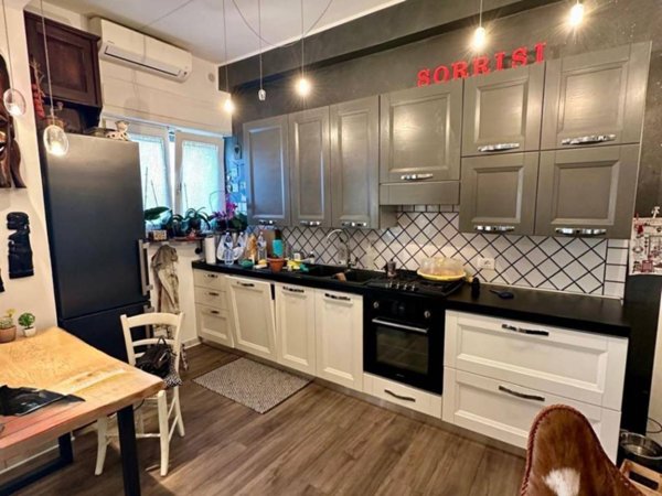 casa indipendente in vendita a Campiglia Marittima in zona Venturina