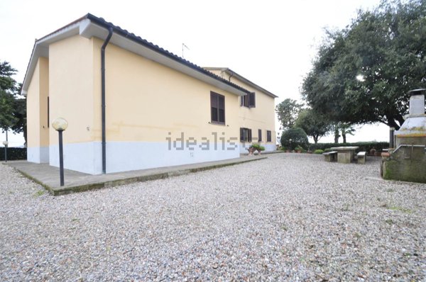 casa indipendente in vendita a Campiglia Marittima