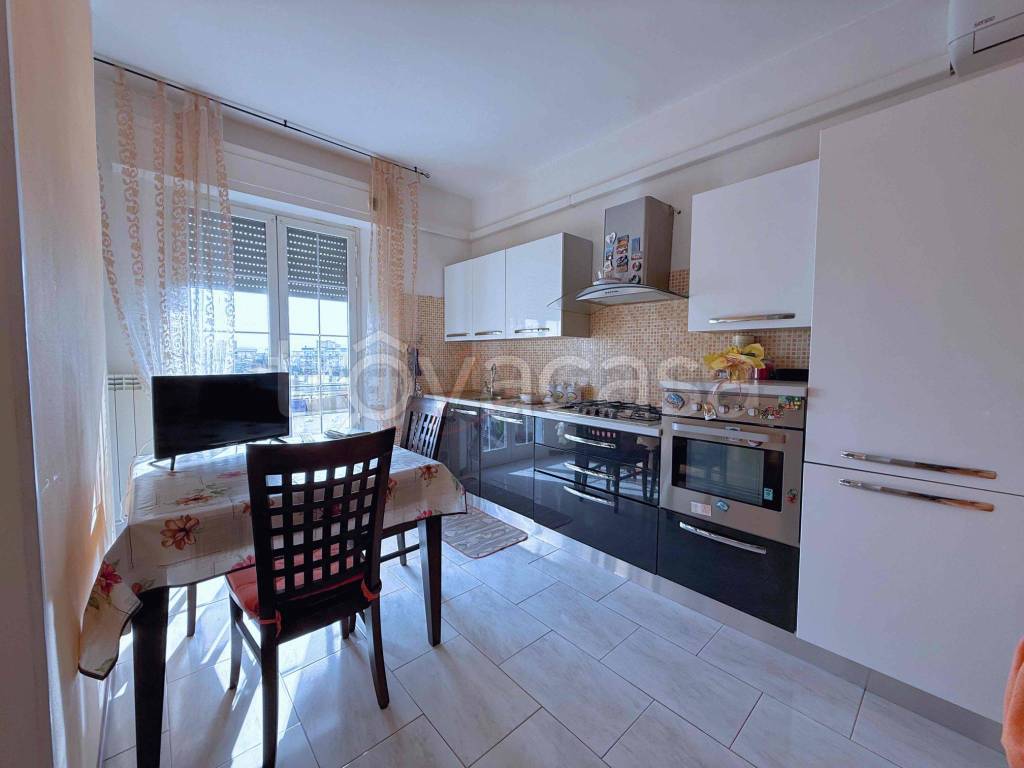 appartamento in vendita a Campiglia Marittima in zona Venturina