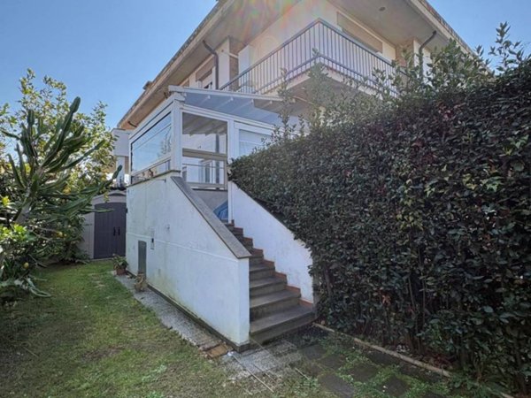 appartamento in vendita a Campiglia Marittima in zona Venturina