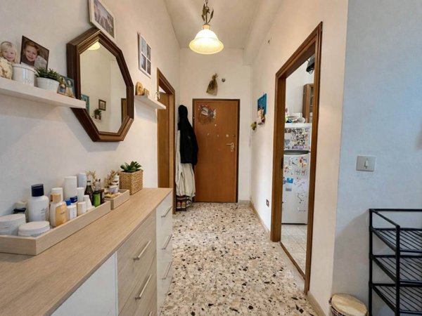 appartamento in vendita a Campiglia Marittima in zona Venturina