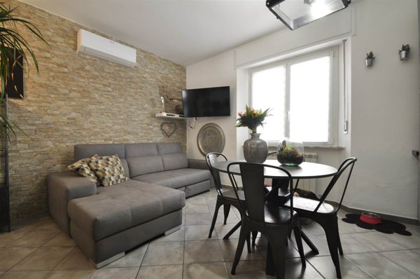 appartamento in vendita a Campiglia Marittima in zona Venturina