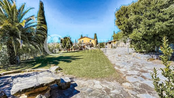 villa in vendita a Campiglia Marittima