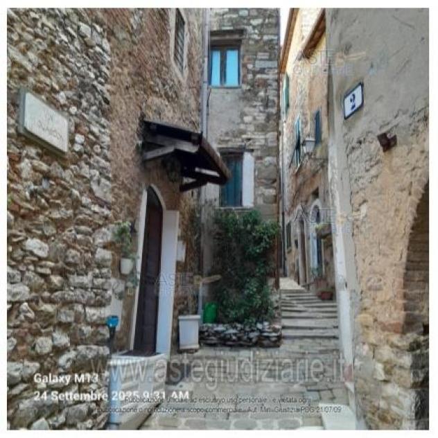 locale commerciale in vendita a Campiglia Marittima