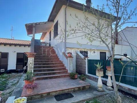 casa indipendente in vendita a Campiglia Marittima