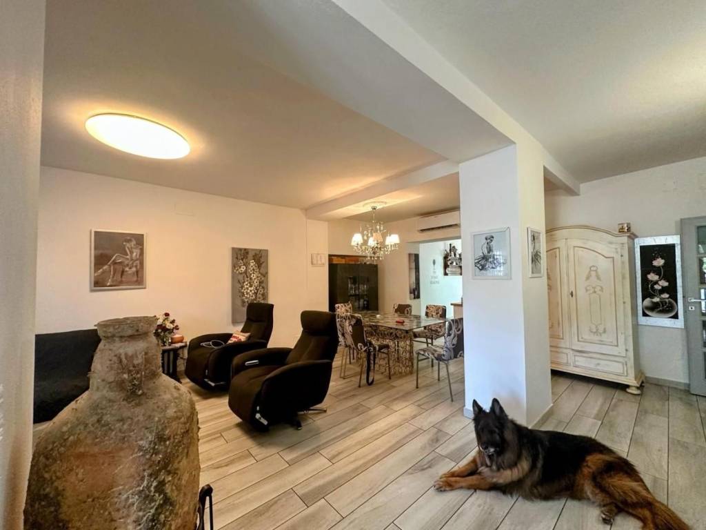 appartamento in vendita a Campiglia Marittima in zona Venturina