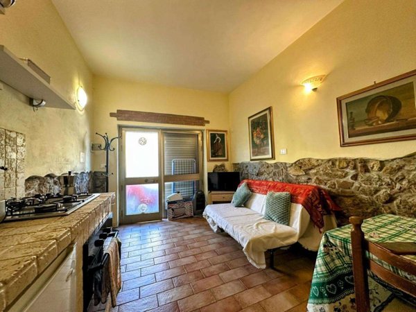 appartamento in vendita a Campiglia Marittima in zona Cafaggio