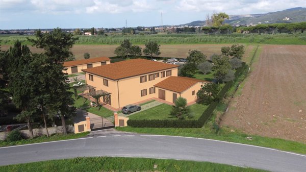 appartamento in vendita a Campiglia Marittima in zona Venturina