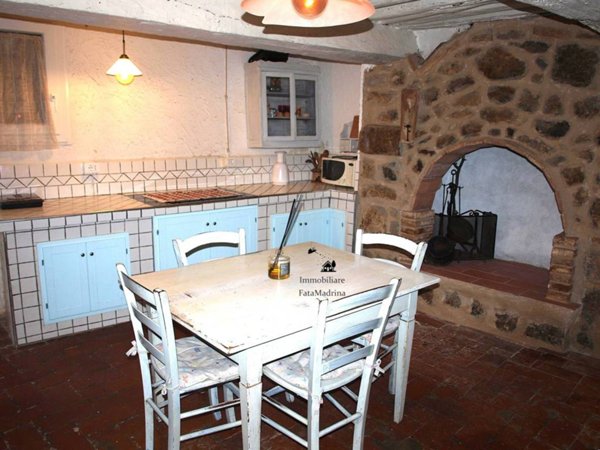 appartamento in vendita a Campiglia Marittima