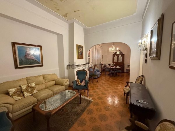 casa indipendente in vendita a Campiglia Marittima in zona Venturina