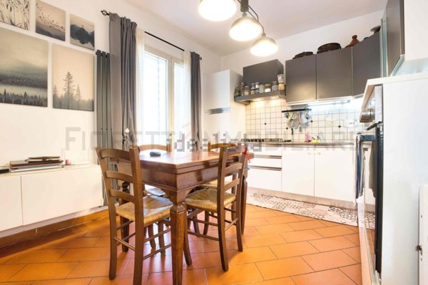 casa indipendente in vendita a Campiglia Marittima in zona Venturina