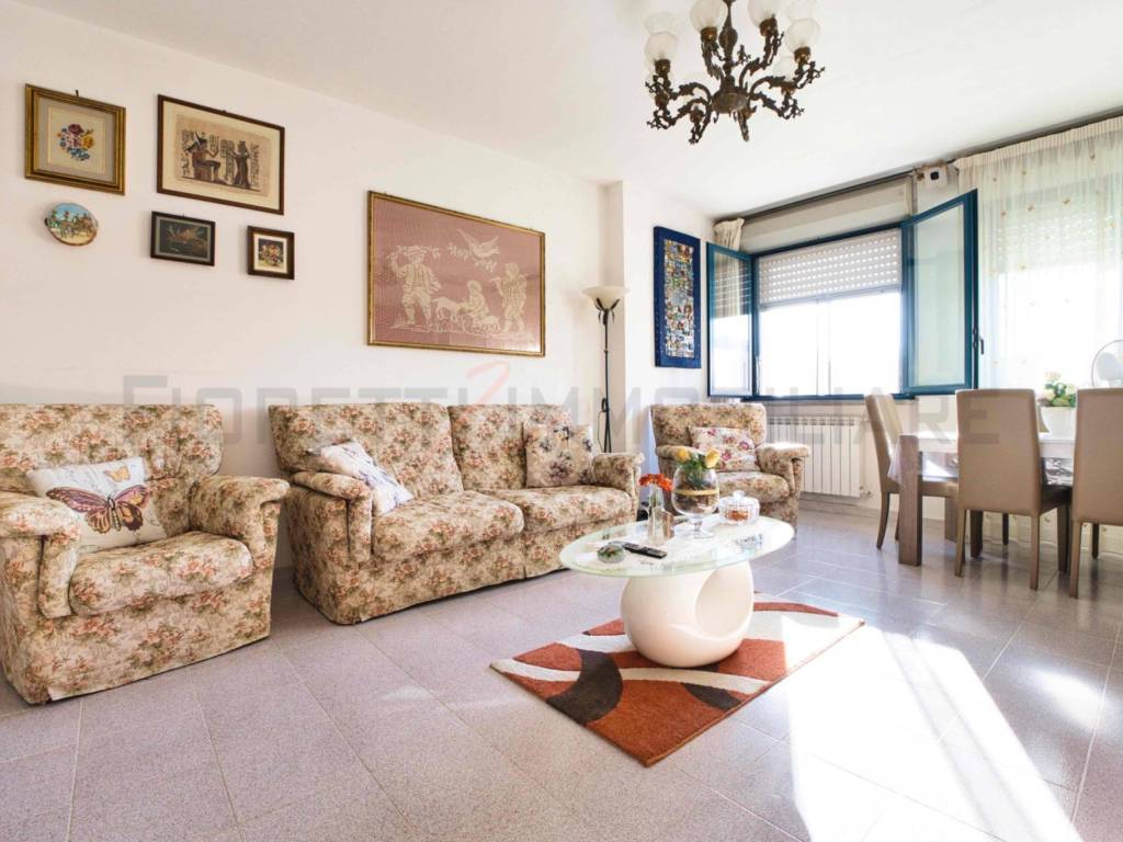 appartamento in vendita a Campiglia Marittima in zona Venturina