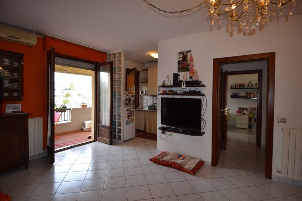 appartamento in vendita a Campiglia Marittima in zona Venturina
