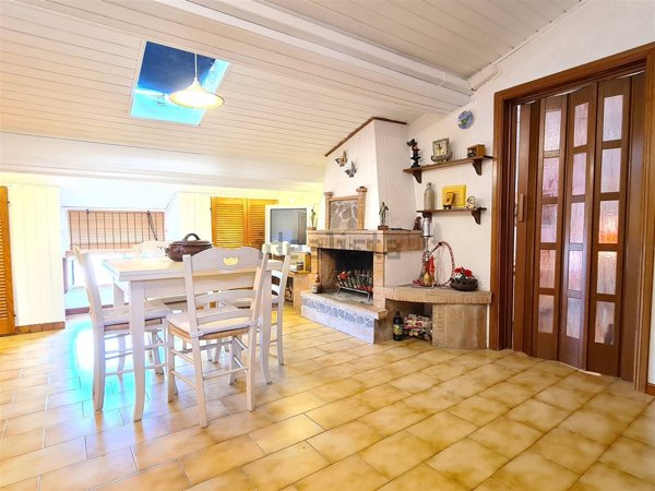 appartamento in vendita a Campiglia Marittima in zona Venturina