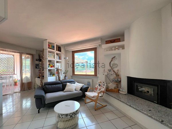 appartamento in vendita a Campiglia Marittima in zona Venturina
