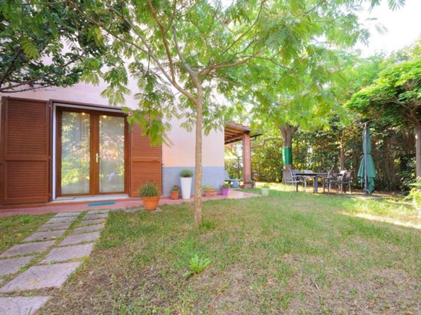 casa indipendente in vendita a Campiglia Marittima