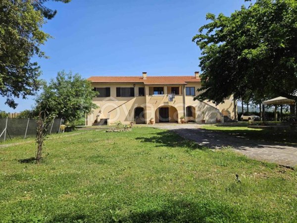 appartamento in vendita a Campiglia Marittima in zona Venturina