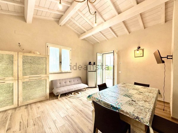 casa indipendente in vendita a Campiglia Marittima in zona Venturina