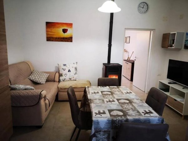appartamento in vendita a Campiglia Marittima in zona Venturina