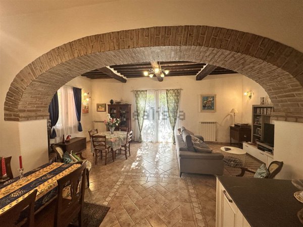 casa indipendente in vendita a Campiglia Marittima
