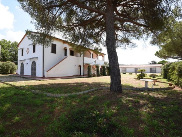 casa indipendente in vendita a Campiglia Marittima