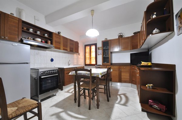appartamento in vendita a Campiglia Marittima