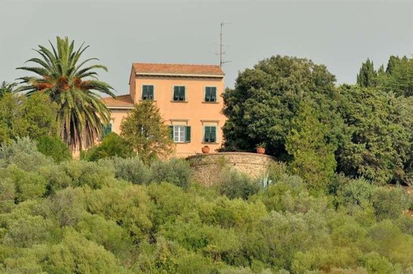 casa indipendente in vendita a Campiglia Marittima