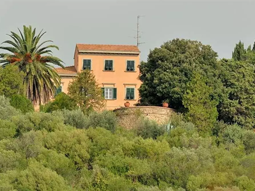 casa indipendente in vendita a Campiglia Marittima