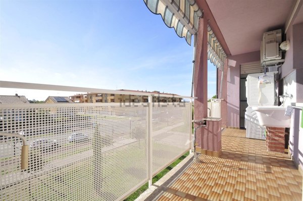 appartamento in vendita a Campiglia Marittima in zona Venturina