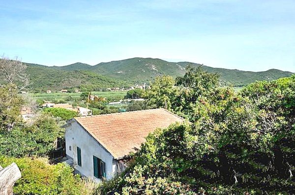 casa indipendente in vendita a Campo nell'Elba