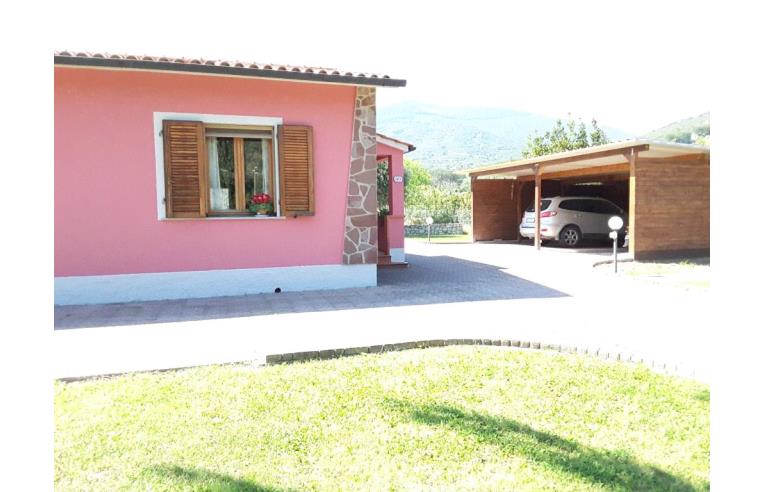 casa indipendente in vendita a Campo nell'Elba in zona La Pila
