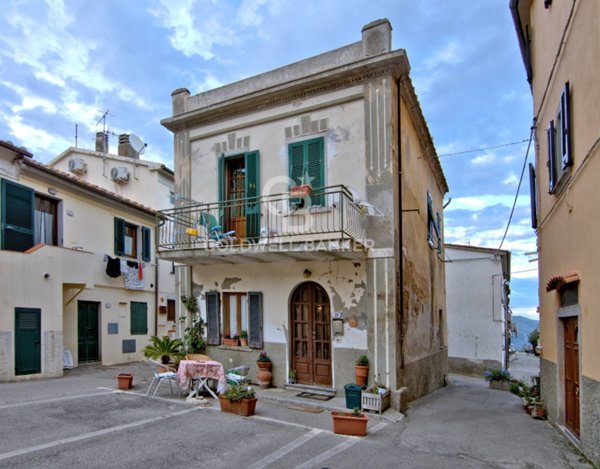 casa indipendente in vendita a Campo nell'Elba