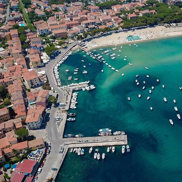 negozio in vendita a Campo nell'Elba
