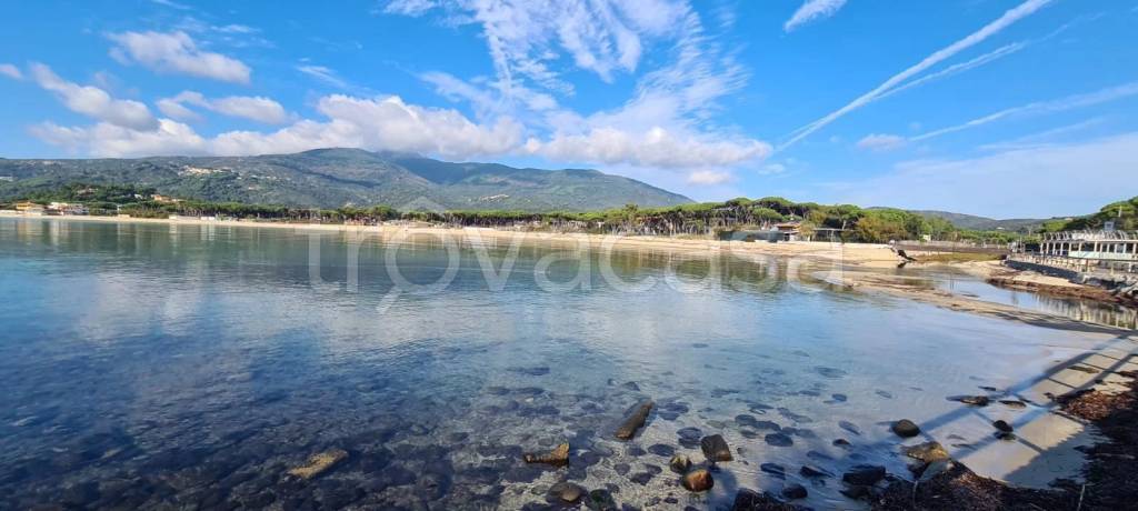 appartamento in vendita a Campo nell'Elba