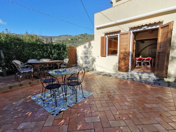 appartamento in vendita a Campo nell'Elba