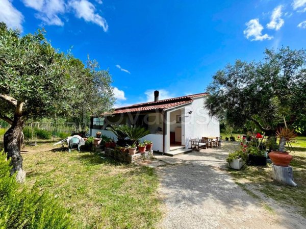 casa indipendente in vendita a Campo nell'Elba
