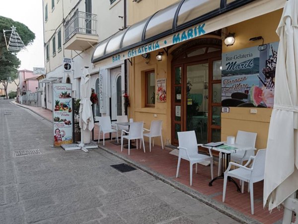 negozio in vendita a Campo nell'Elba