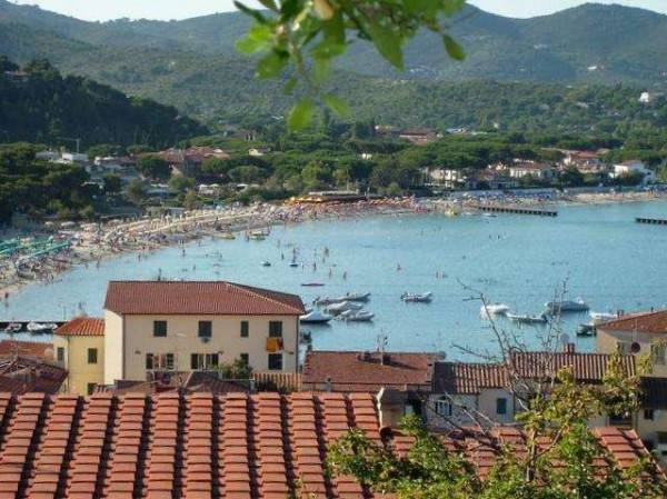 negozio in vendita a Campo nell'Elba