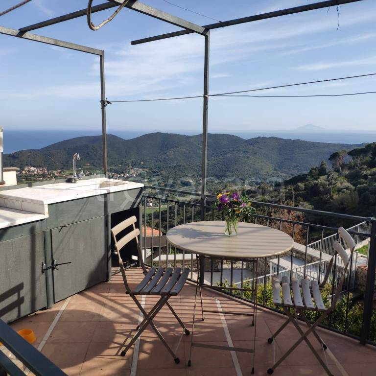 appartamento in vendita a Campo nell'Elba