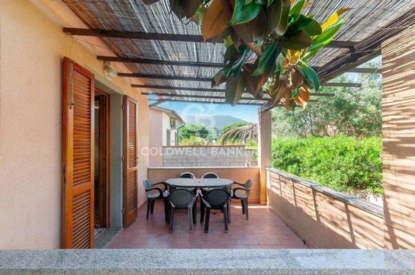 casa indipendente in vendita a Campo nell'Elba