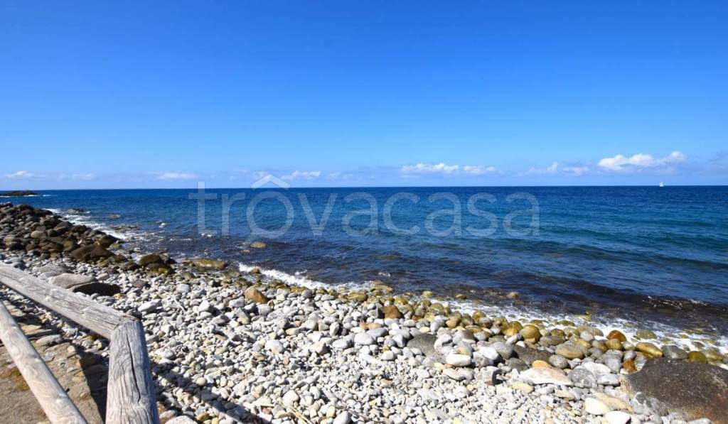 appartamento in vendita a Campo nell'Elba