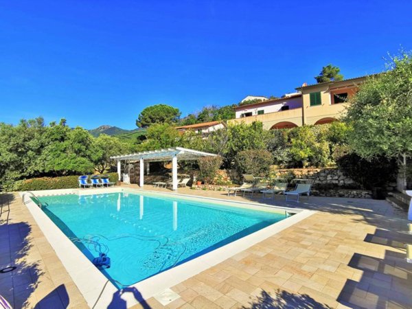 appartamento in vendita a Campo nell'Elba