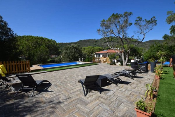 casa indipendente in vendita a Campo nell'Elba