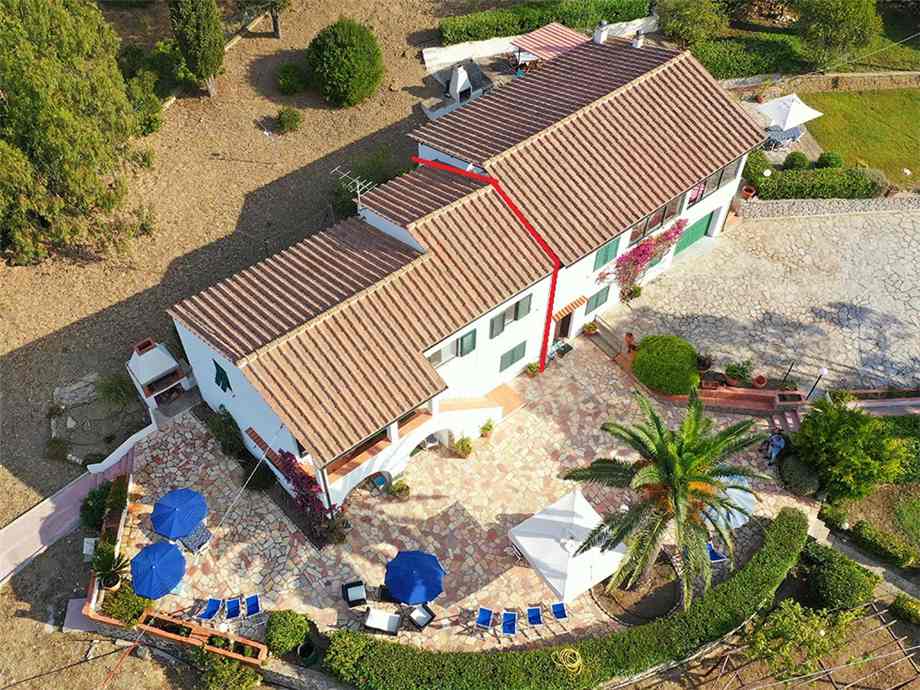 casa indipendente in vendita a Campo nell'Elba