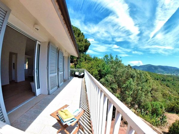 casa indipendente in vendita a Campo nell'Elba in zona Sant'Ilario