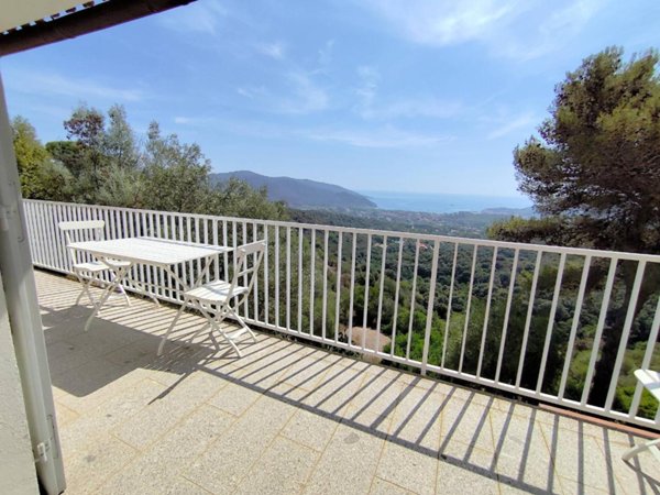 casa indipendente in vendita a Campo nell'Elba in zona Sant'Ilario