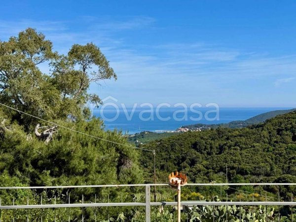 appartamento in vendita a Campo nell'Elba in zona La Pila