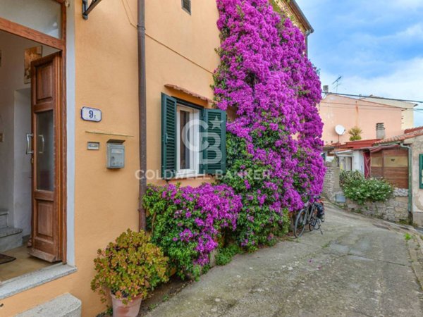 appartamento in vendita a Campo nell'Elba in zona La Pila