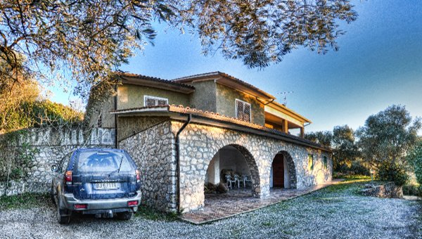 casa indipendente in vendita a Campo nell'Elba